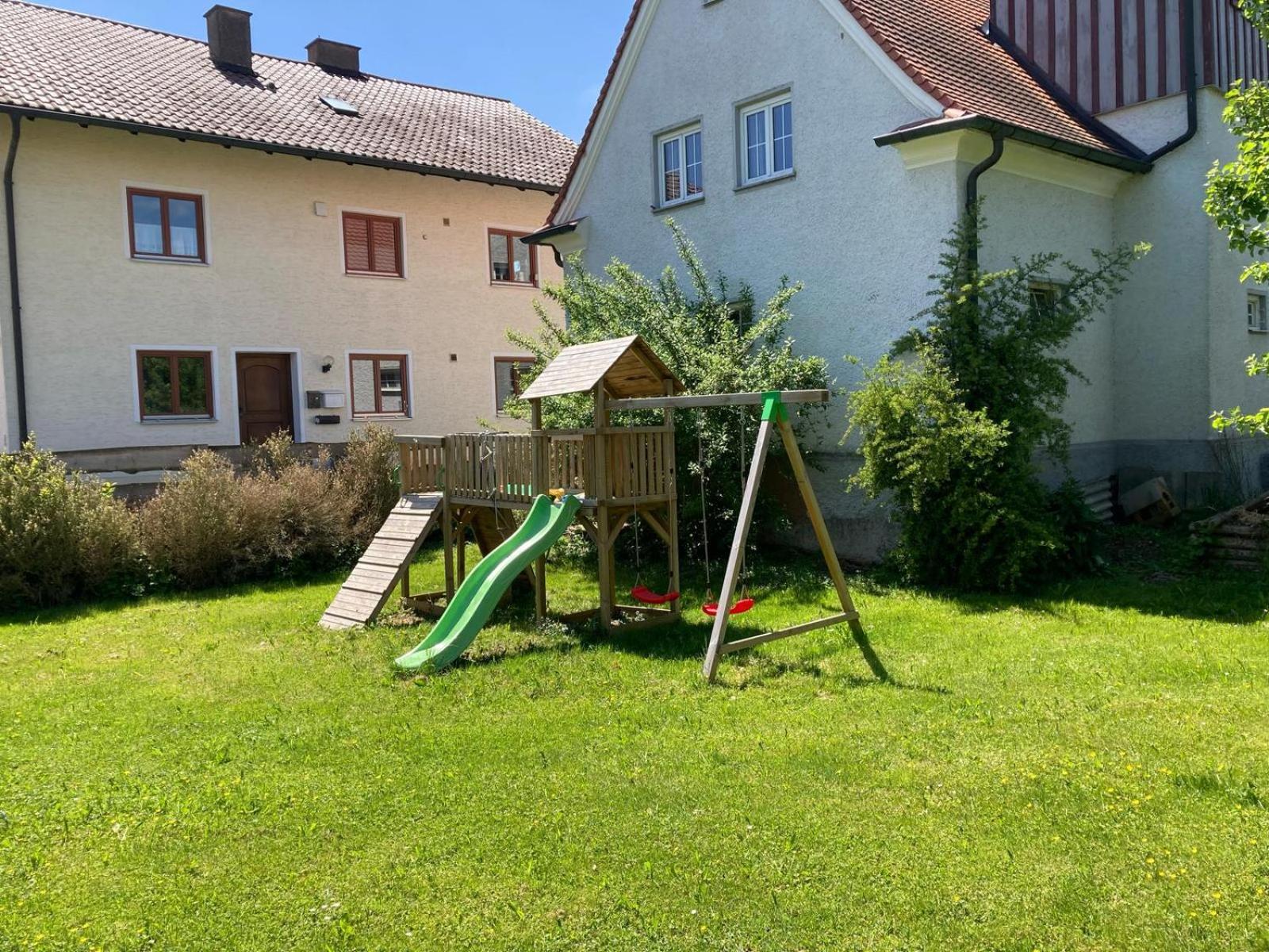 Ruhige Ferienwohnung Inklusive Garten Souterrain - Neu Renoviert Lachen Exterior photo
